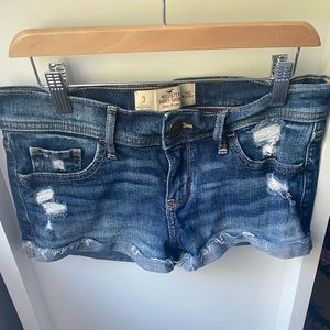 Hollister jean shorts